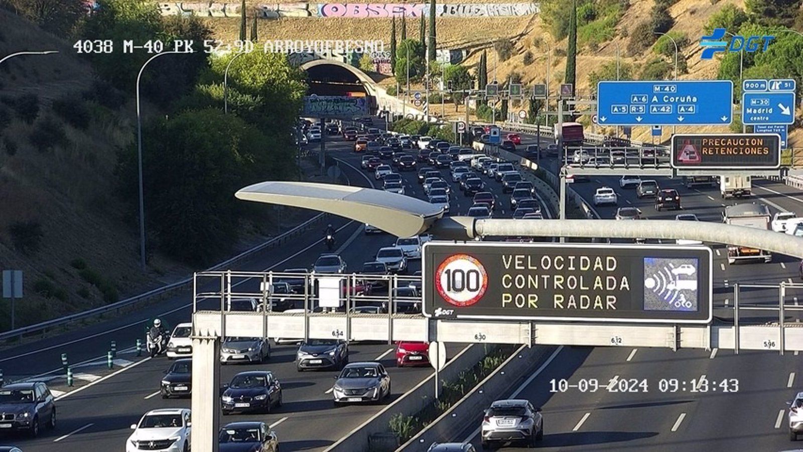 Atascos en la M-40, A-6 y A-1 debido a dos accidentes sin heridos