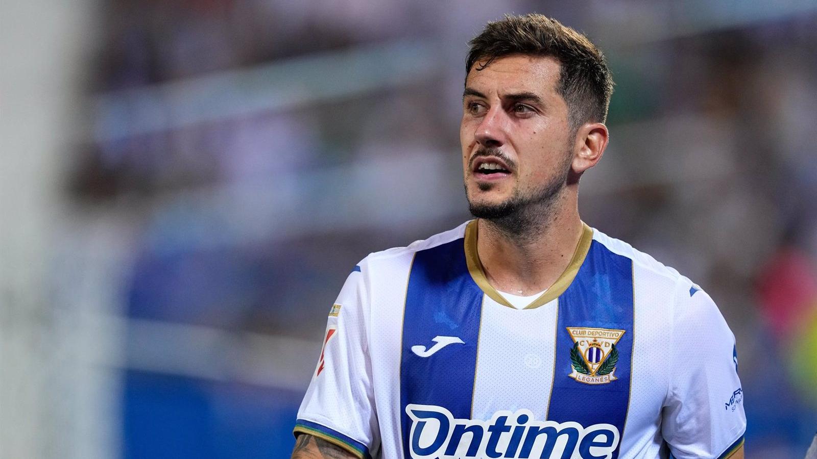  El Leganés amplía hasta 2027 el contrato del defensa Javi Hernández