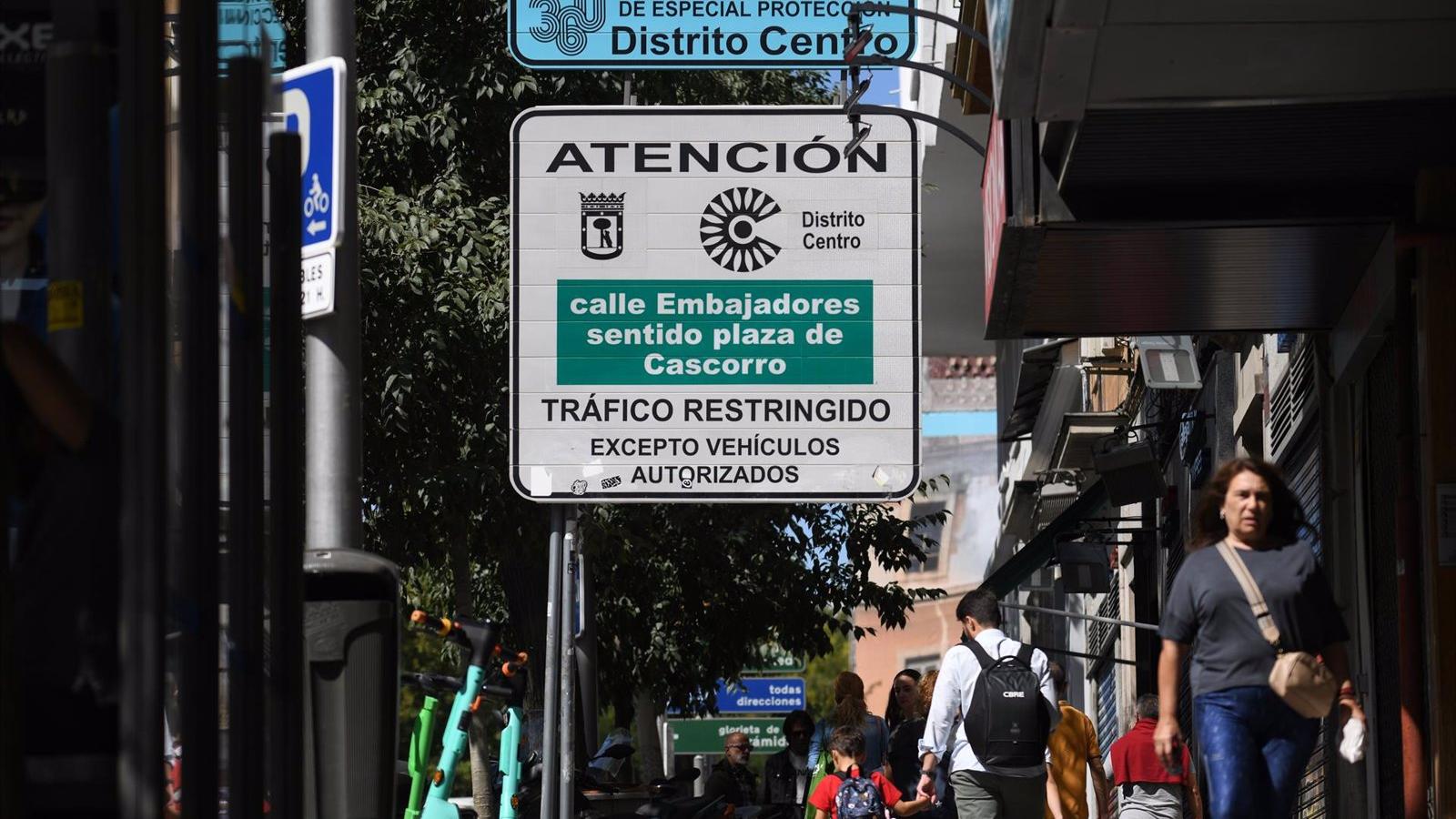 Las ZBE se mantienen vigentes mientras el Ayuntamiento estudia el recurso