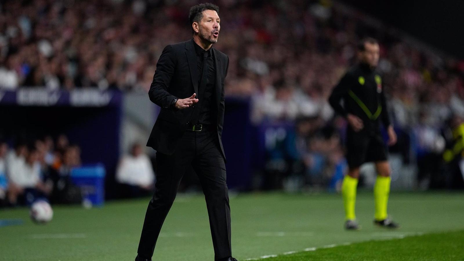 Simeone acusa a Courtois de hostigar a la grada del Metropolitano: "Sanción al que provoca, así equilibramos"