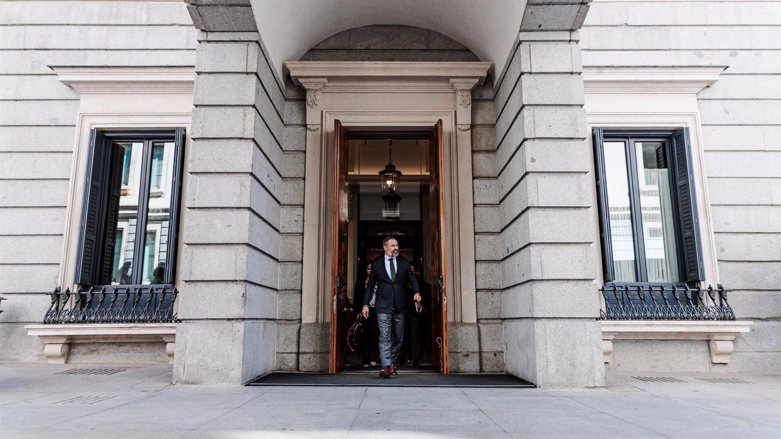 Vox justifica un préstamo a un banco húngaro ante la falta de apoyo bancario en España