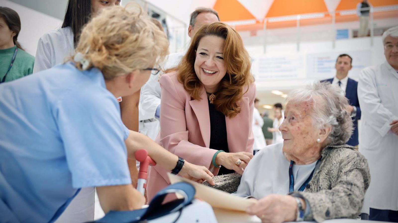El Hospital Puerta de Hierro inaugura una unidad de hospitalización virtual para personas mayores