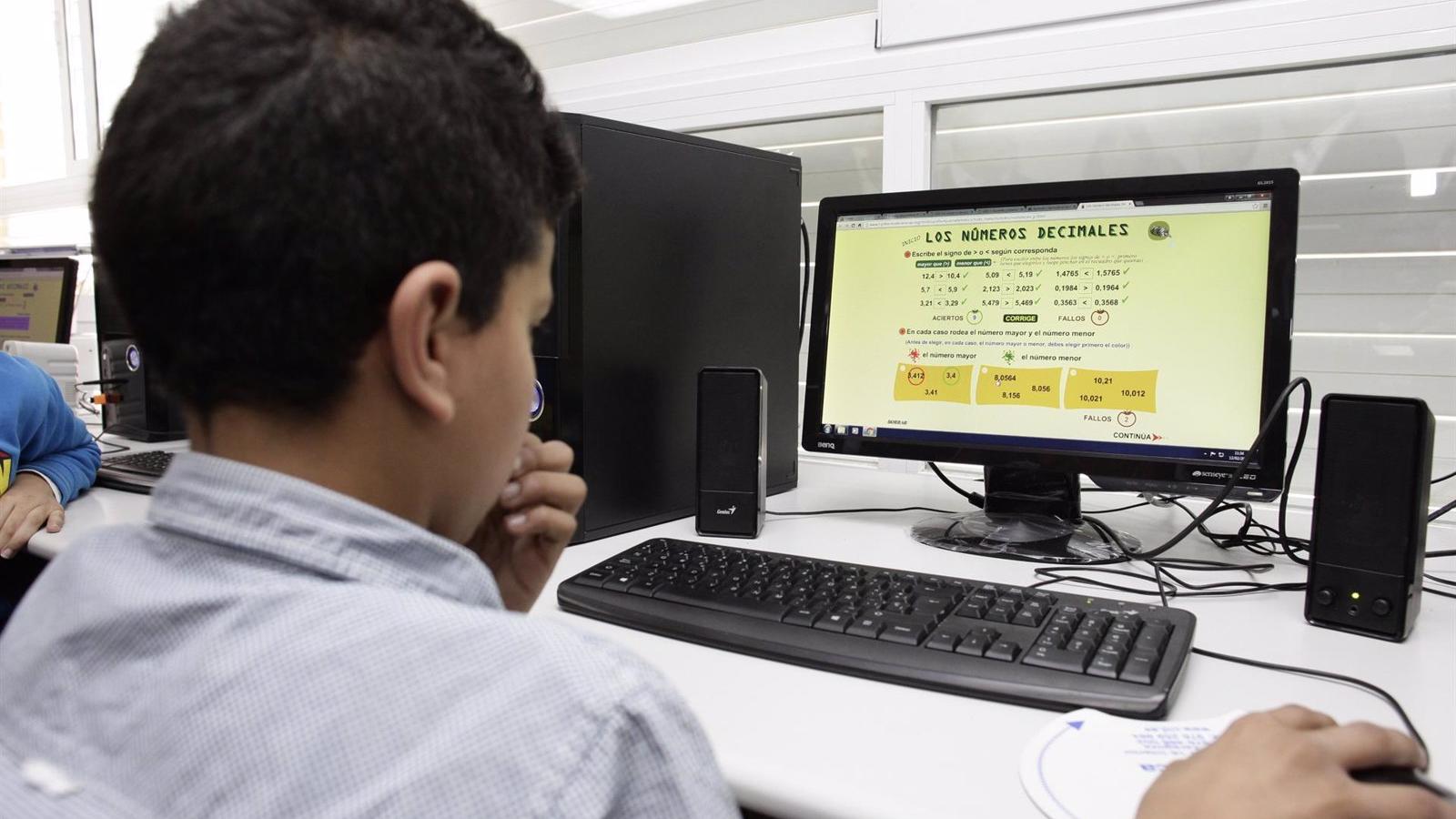 La Comunidad de Madrid establece el marco de formación digital para sus profesores