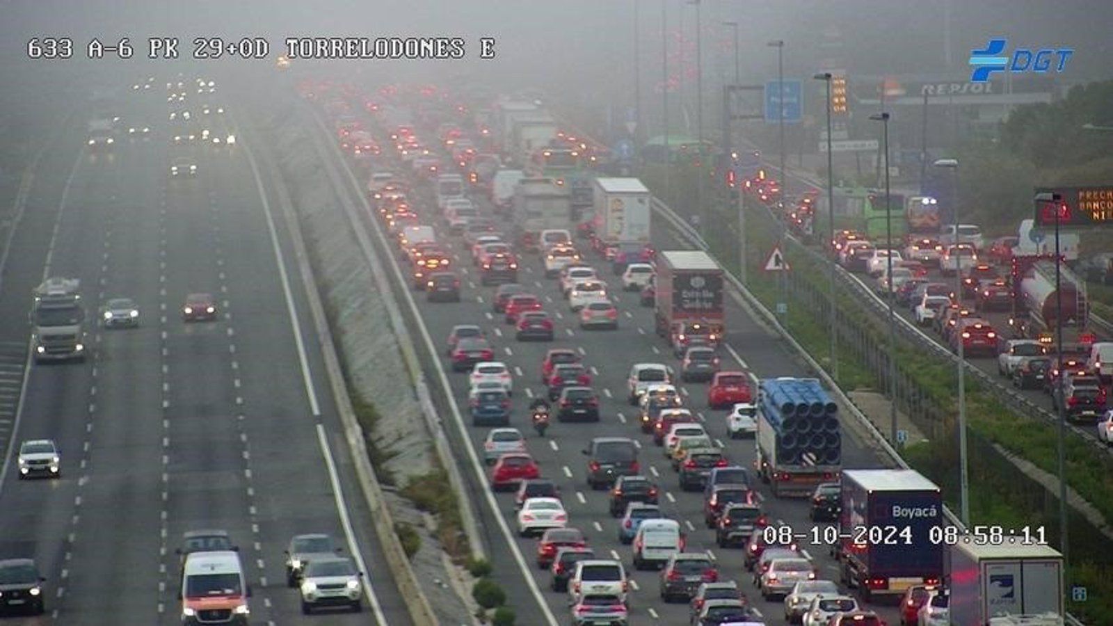 Un accidente en la A-6 provoca varios kilómetros de retenciones en Torrelodones