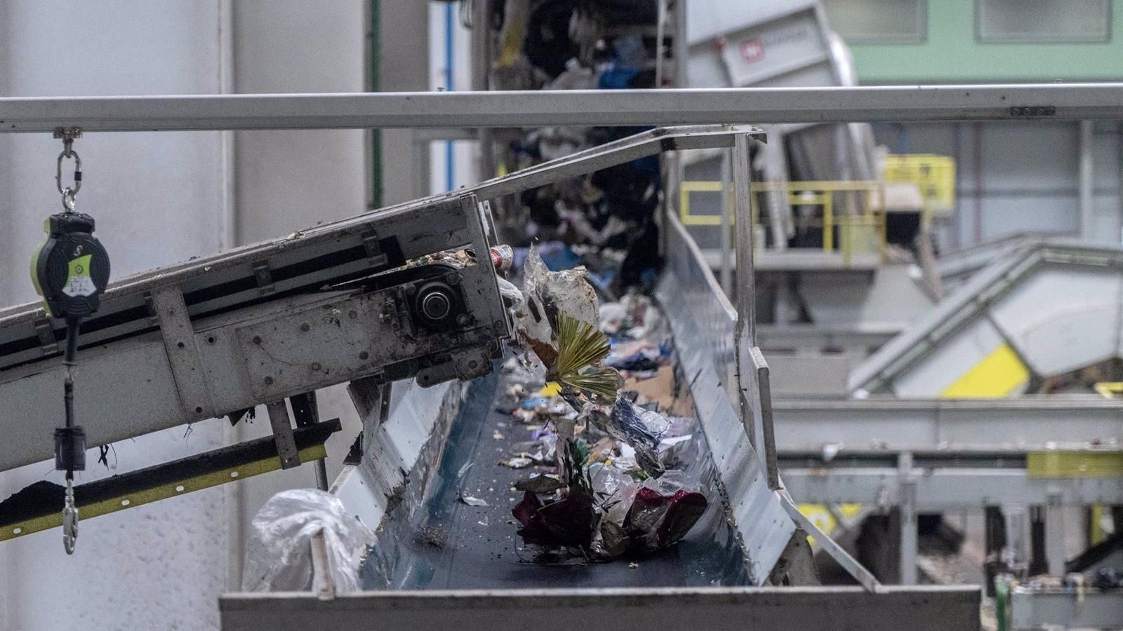 La Comunidad destina 1,3 millones de euros a la gestión de residuos en municipios del noroeste