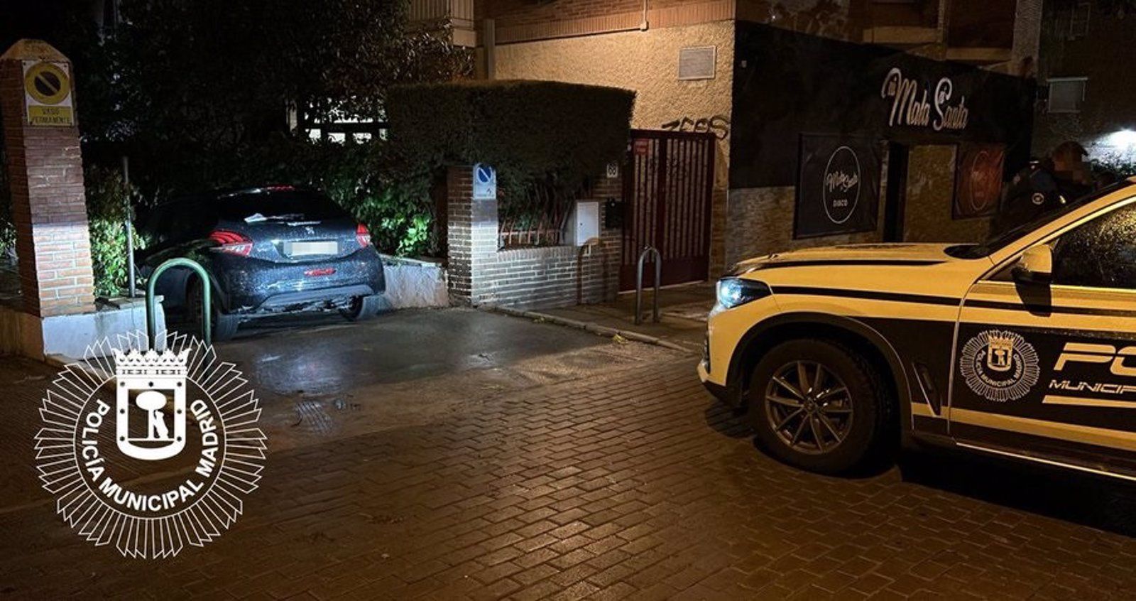 La Policía Municipal de Madrid detiene a dos personas en Ciudad Lineal por el robo de un vehículo