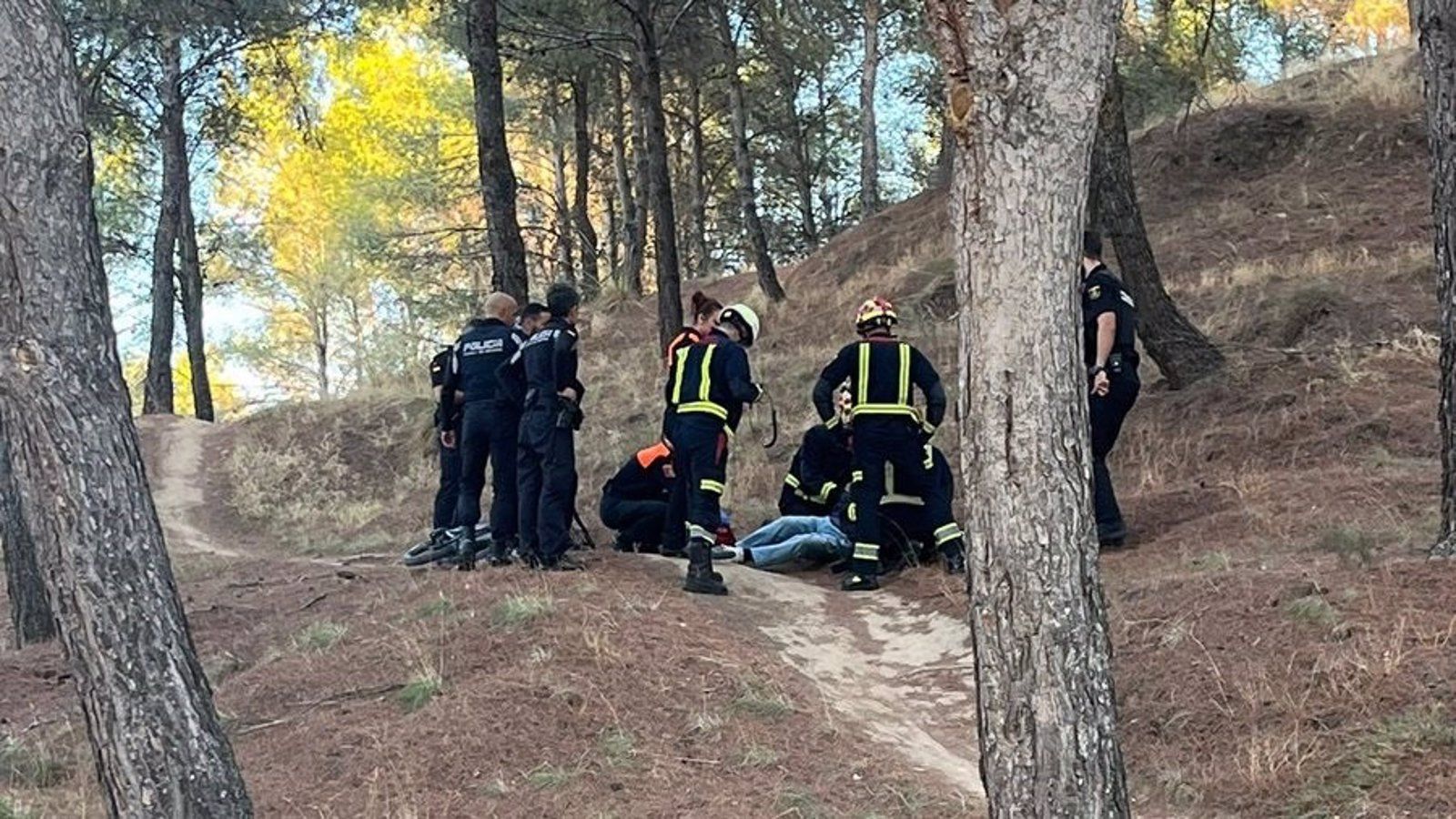 Rescatado un hombre tras caer por un barranco en el Parque Natural de los Cerros en Alcalá de Henares