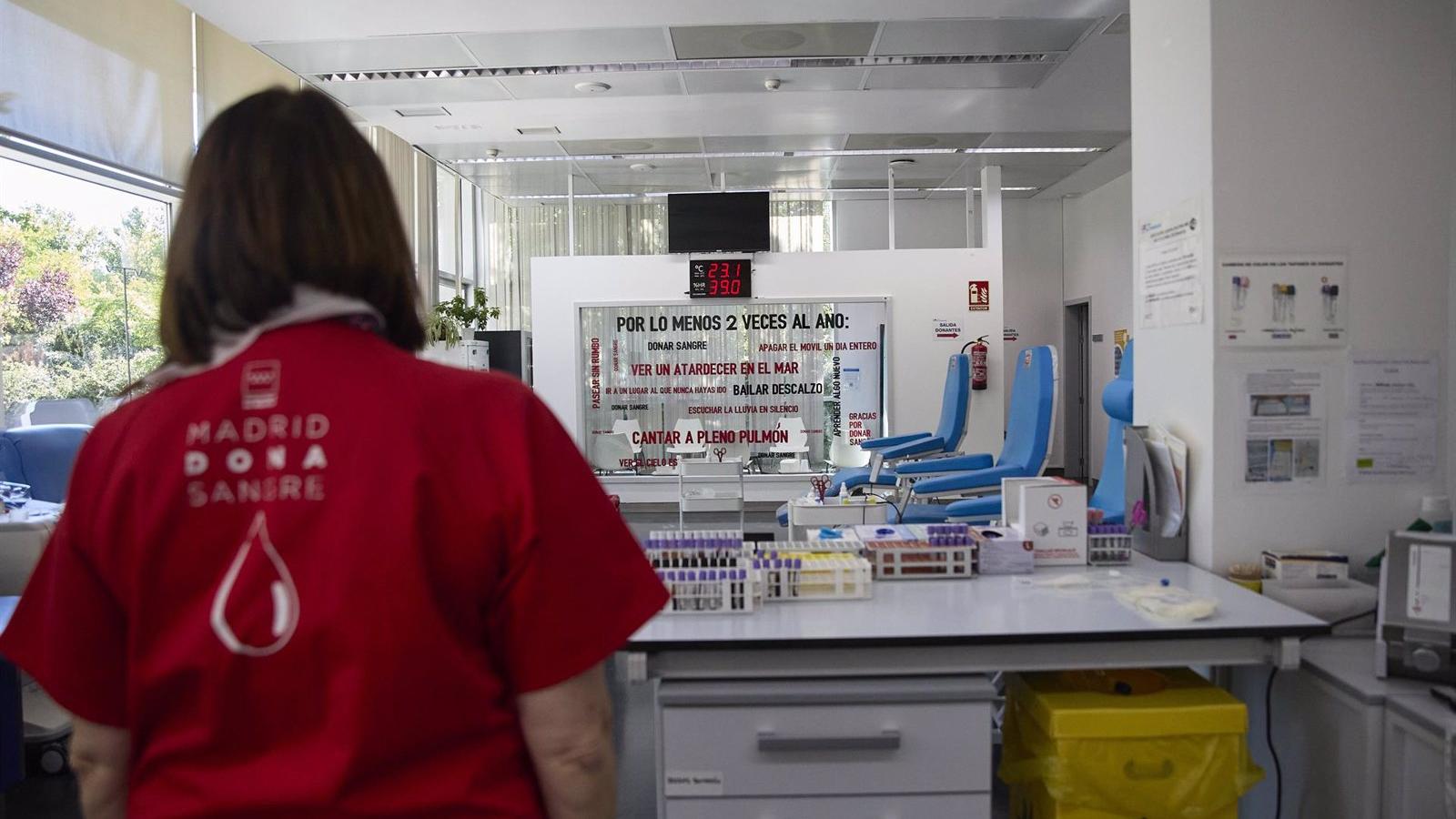 Los hospitales de Madrid piden donaciones urgentes de sangre de los grupos '0-' y 'B-'