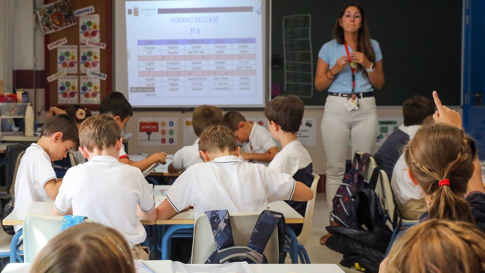 La Comunidad de Madrid inicia la modificación de la normativa sobre la jornada escolar