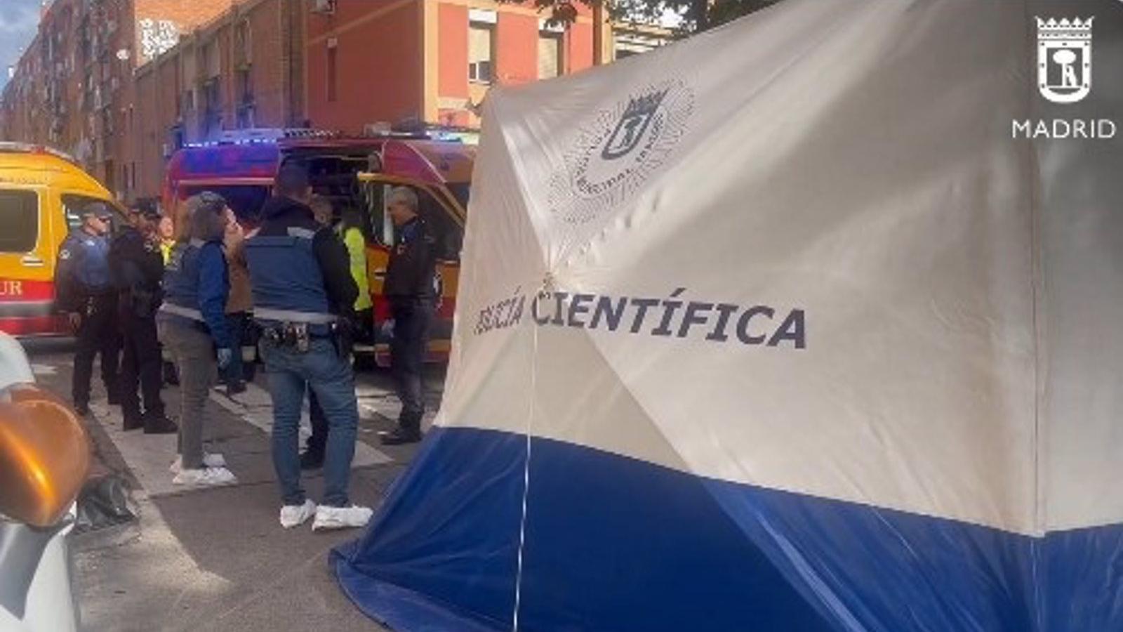 Fallece un hombre
tras ser arrollado por un vehículo en San Blas