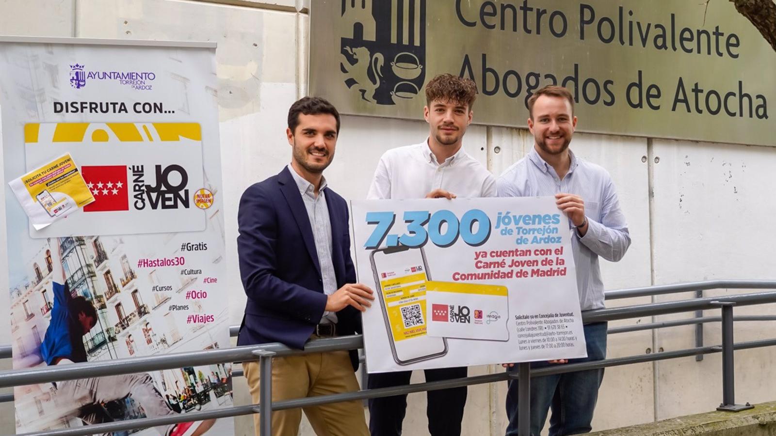 Torrejón de Ardoz celebra la entrega del Carné Joven número 7.300 para jóvenes de entre 14 y 30 años