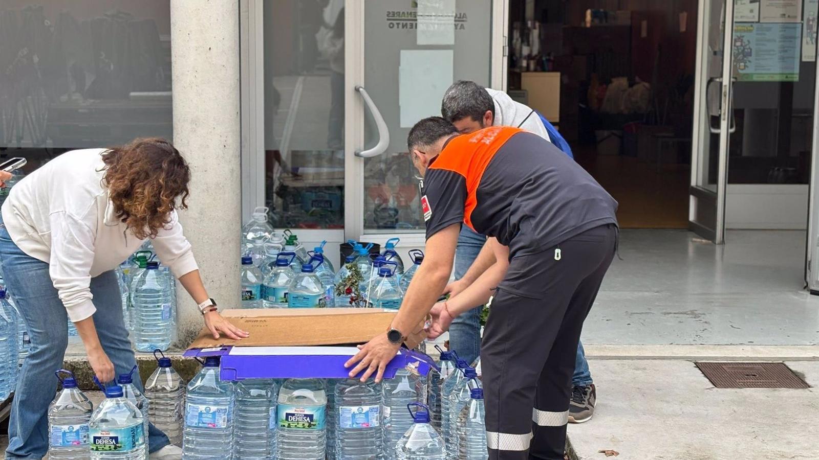 Alcalá de Henares recoge una tonelada de ayuda para los afectados por la DANA en la Comunidad Valenciana