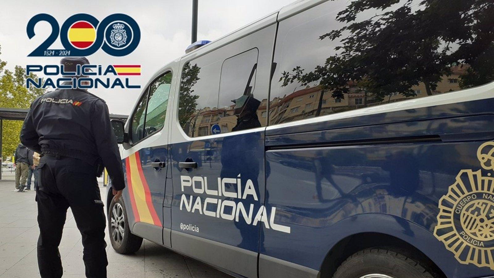 Una operación policial desmantela en Madrid una red delictiva que defraudaba a bancos con datáfonos falsos