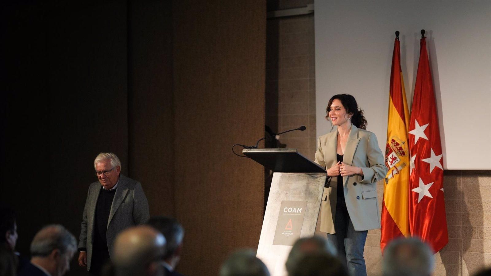 Ayuso defiende el modelo fiscal de Madrid y carga contra los "hachazos fiscales" del Gobierno central