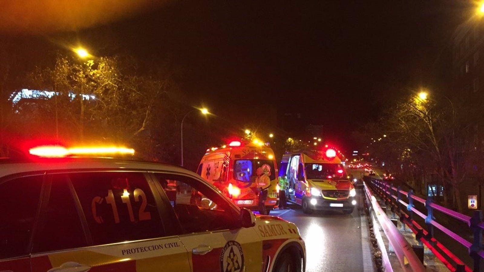 Un hombre resulta gravemente herido tras ser arrollado por un coche en la A-2