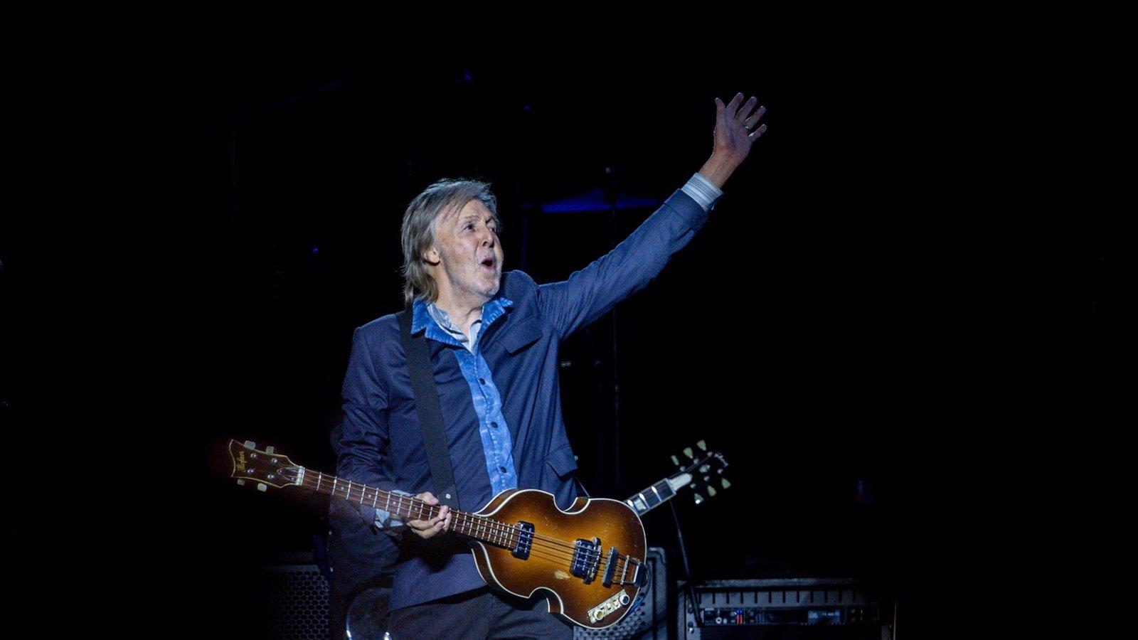 Paul McCartney deslumbra en Madrid con un homenaje a los Beatles y su carrera