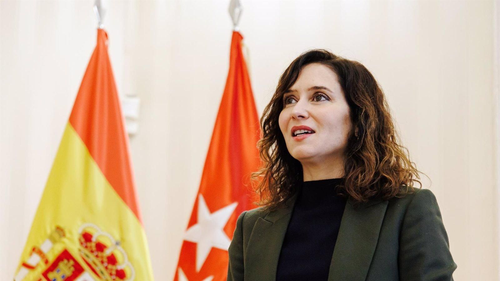 Ayuso agradece la labor de los servicios públicos de Madrid tras la DANA