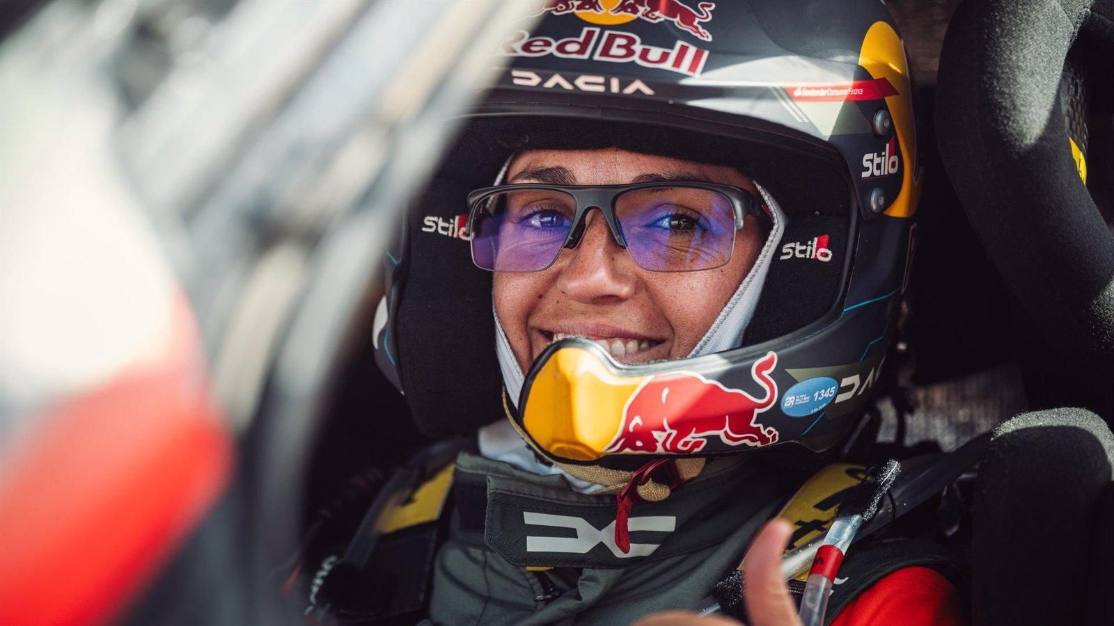 Cristina Gutiérrez: "'Ultimate' es un reto mucho mayor en el Dakar, pero vamos con intención de competir"
