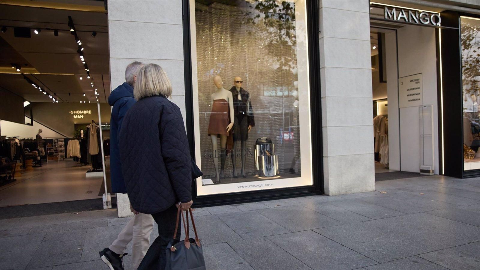 Las rebajas de enero generarán en la Comunidad de Madrid más de 28.000 contratos