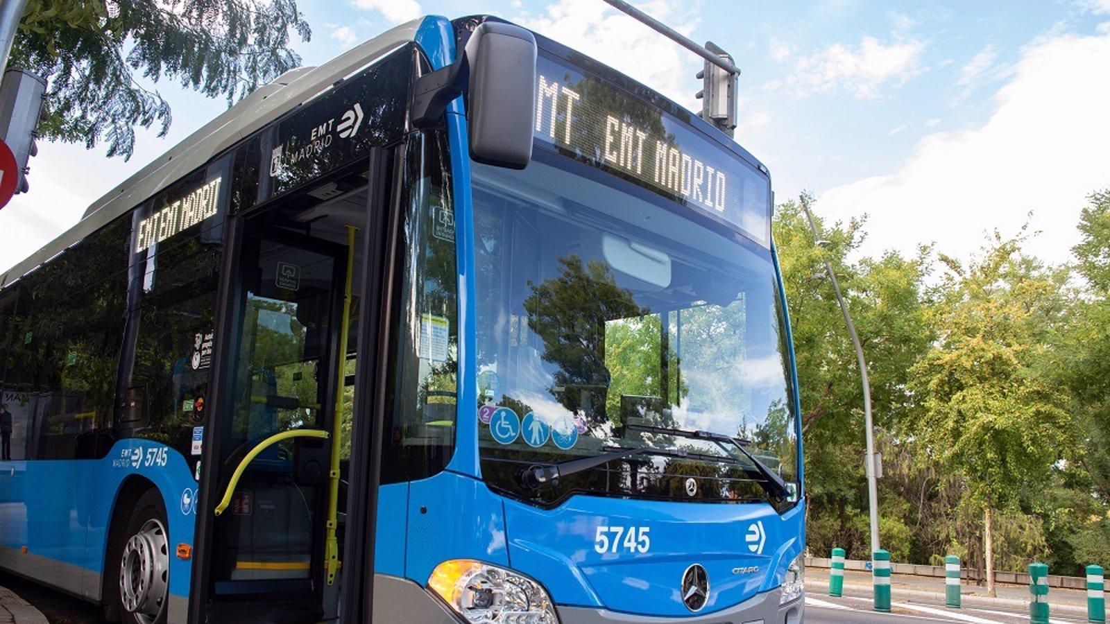 Accede a la literatura clásica desde los autobuses de Madrid en junio