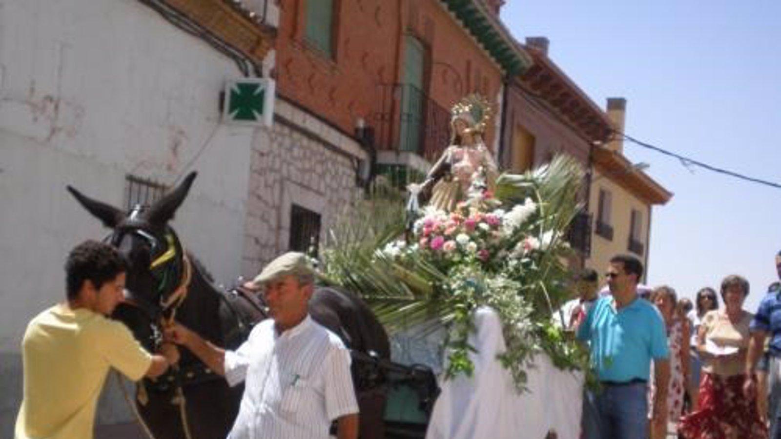 Sustraen la estatua de la Virgen del Carmen en Corpa