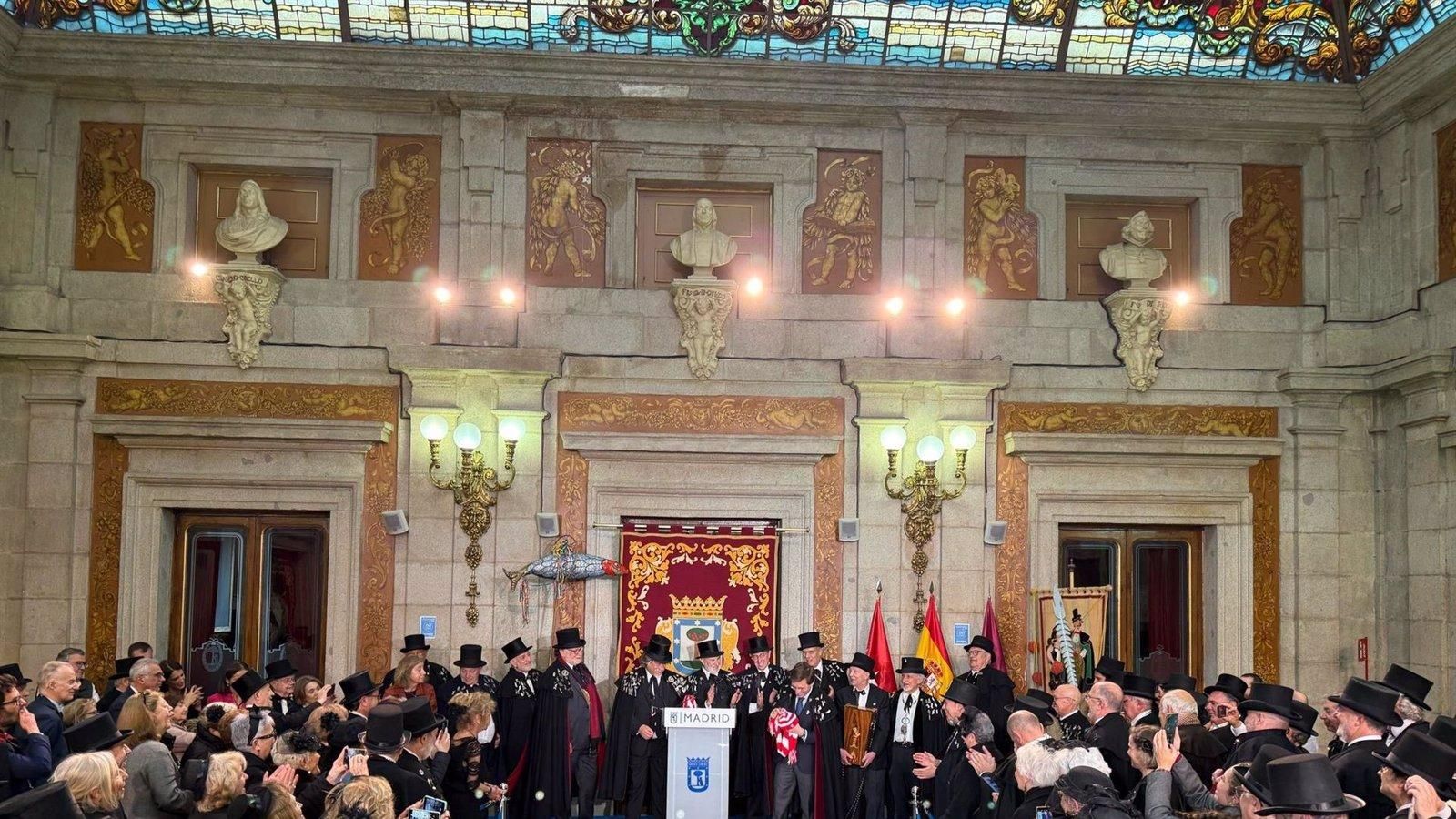 El Entierro de la Sardina rinde homenaje a Valencia y a los afectados por la DANA en la Casa de la Villa