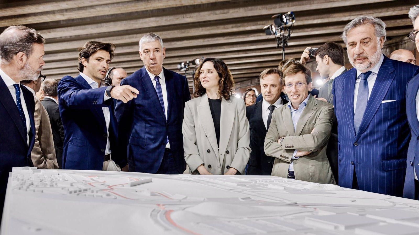 Ayuso se compromete a volcarse “en cuerpo y alma” con el Gran Premio de F1 para hacer de Madrid la capital mundial del motor