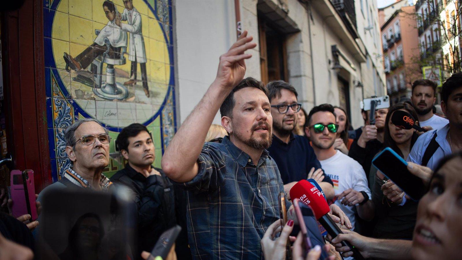 La capital sanciona a Pablo Iglesias por exceso de aforo en la Taberna Garibaldi