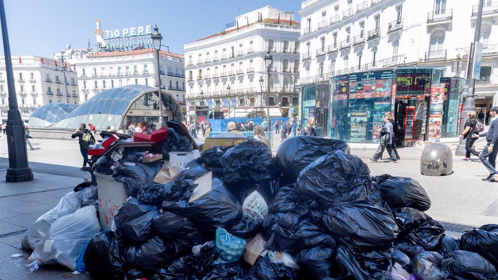 La huelga de basuras en la ciudad de Madrid finaliza tras seis días