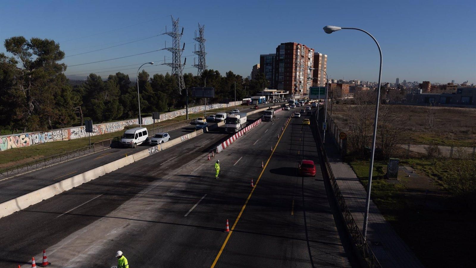 La línea C-5 de Cercanías gana 5,9 millones de viajeros en tres meses por las obras de la A-5