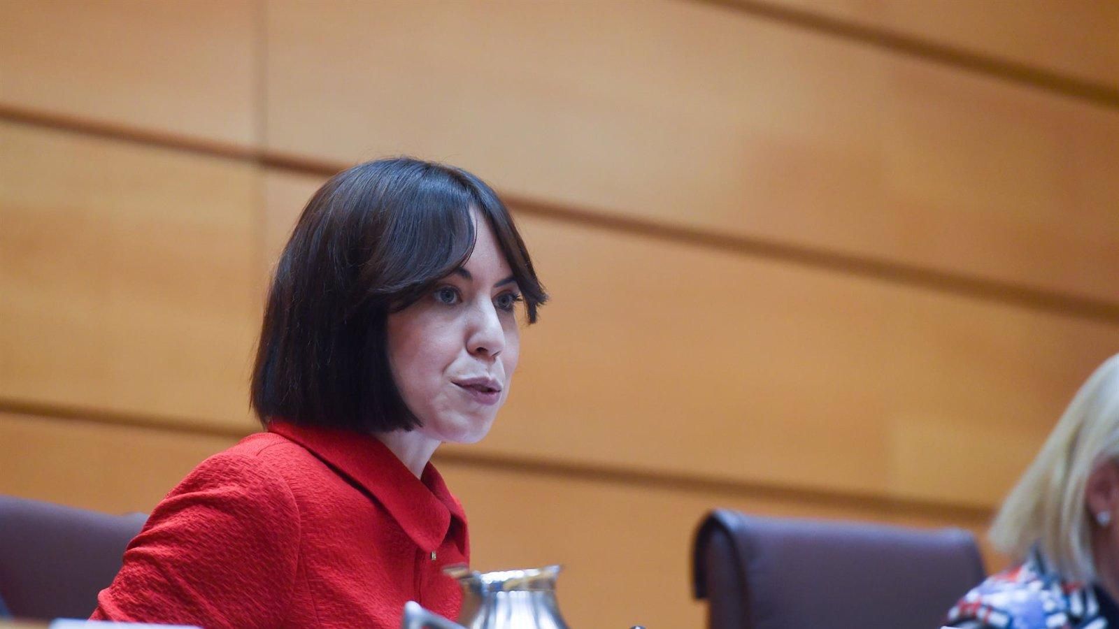 La ministra Morant carga contra Madrid y culpa a la universidad privada del colapso de la pública