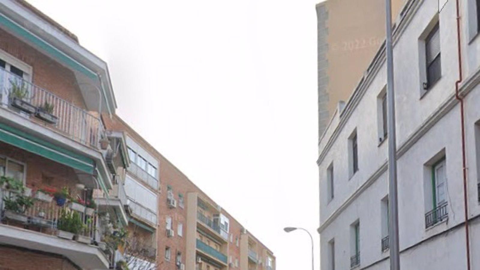 Tres menores arrestados por apuñalar y robar a un joven en La Guindalera