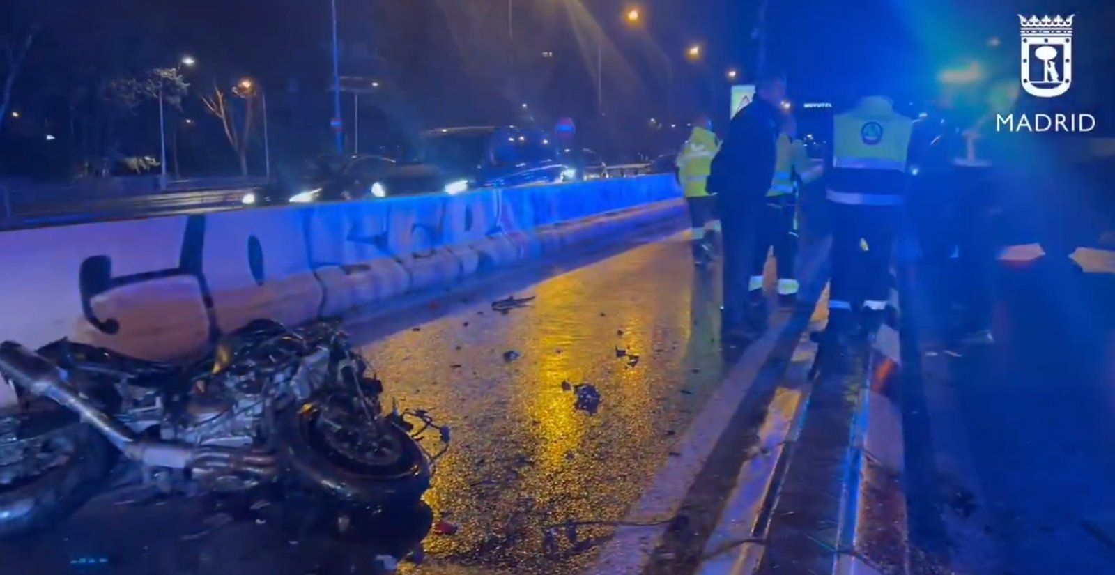 Un motorista sufre heridas graves tras una colisión con un coche en O'Donnell