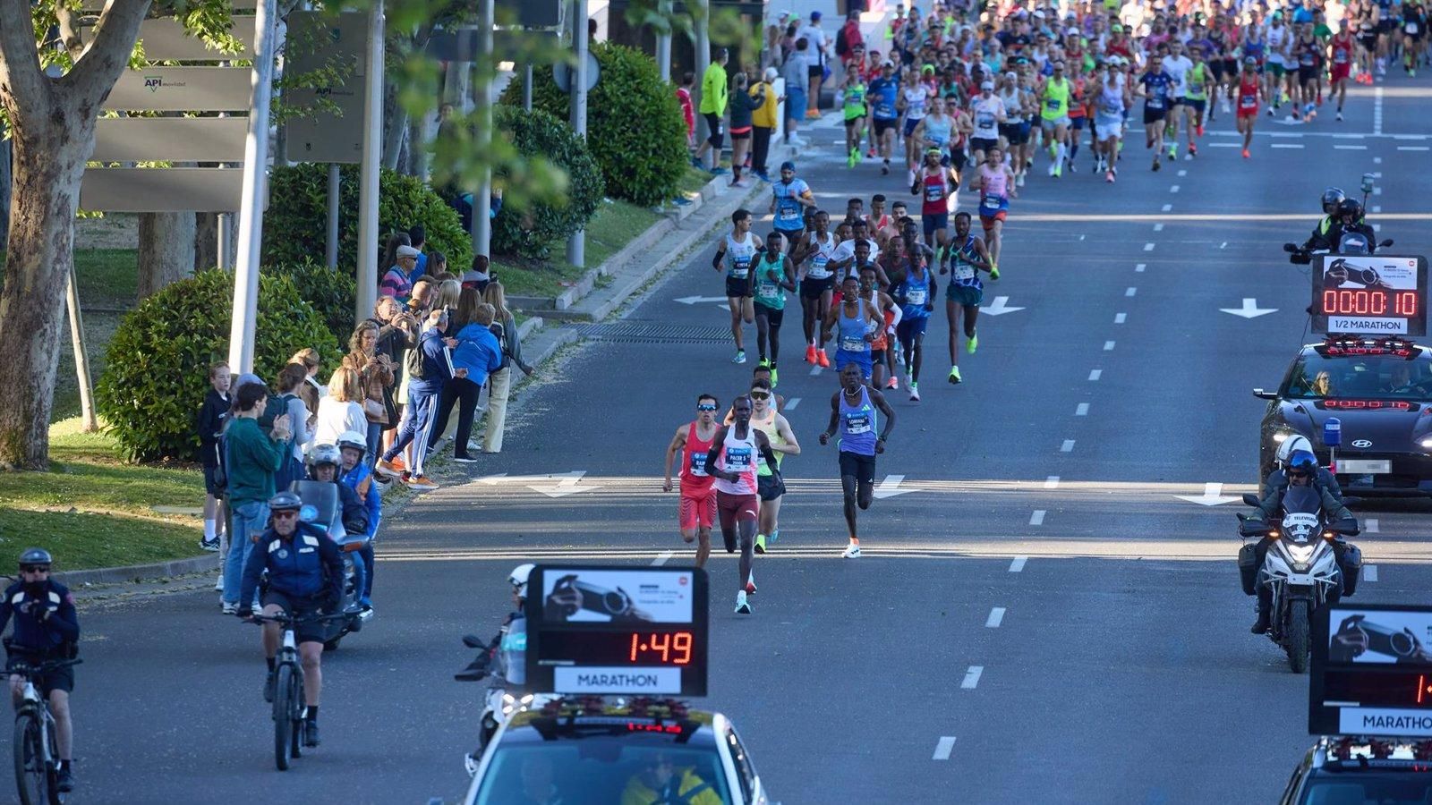 45.000 corredores participan en la 47ª Zurich Rock and Roll Running Series de Madrid
