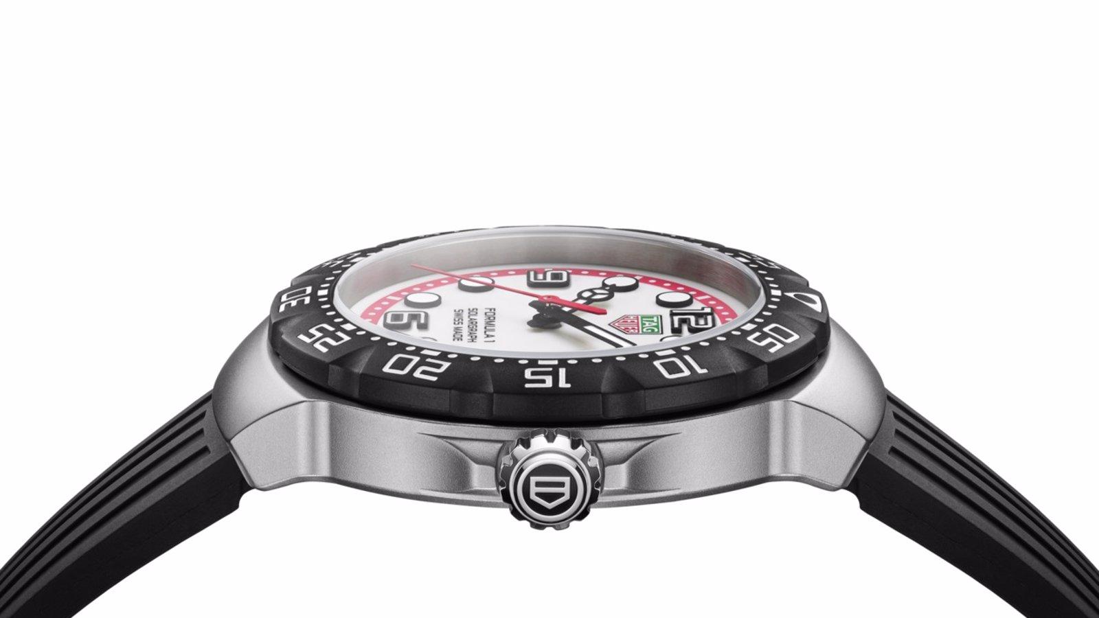 TAG Heuer presenta su reloj 'Formula 1' en el Gran Premio de España en Montmeló