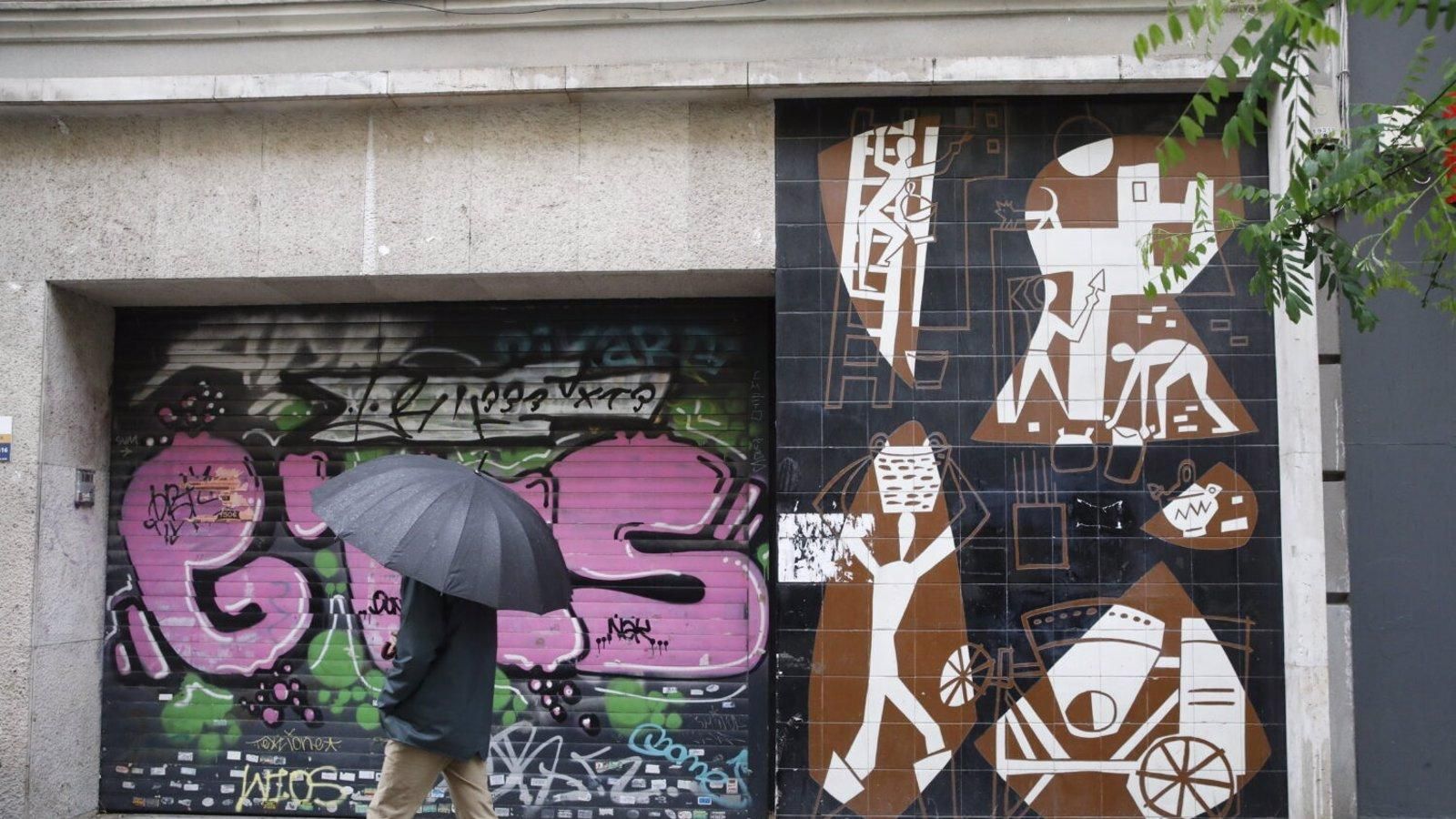 Madrid garantiza la conservación del mural de Manrique con la paralización de las obras en un local del distrito Centro