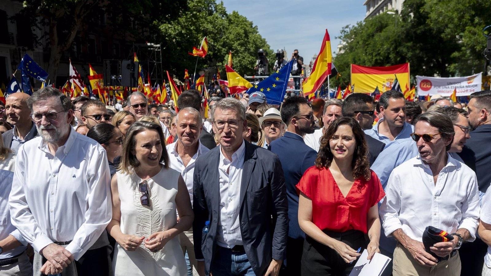 Aznar y Rajoy asistirán a la protesta del PP contra Sánchez del 8 de junio bajo el lema 'Mafia o democracia'
