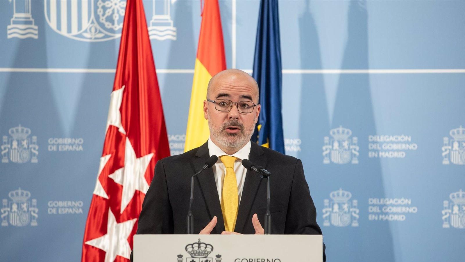 Delegación del Gobierno prohíbe una concentración frente al centro de menas de Hortaleza