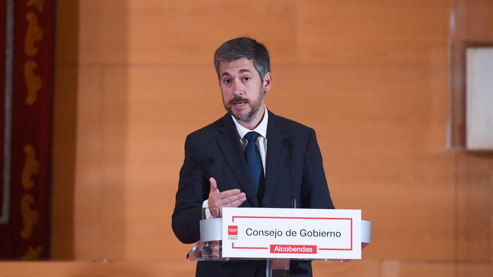 La Comunidad exige la dimisión del delegado del Gobierno tras su imputación en el caso Begoña Gómez