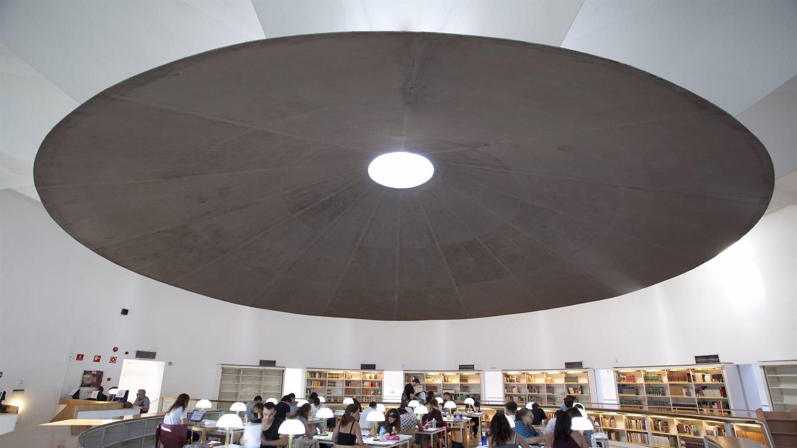 Once bibliotecas públicas amplían su horario de apertura en exámenes