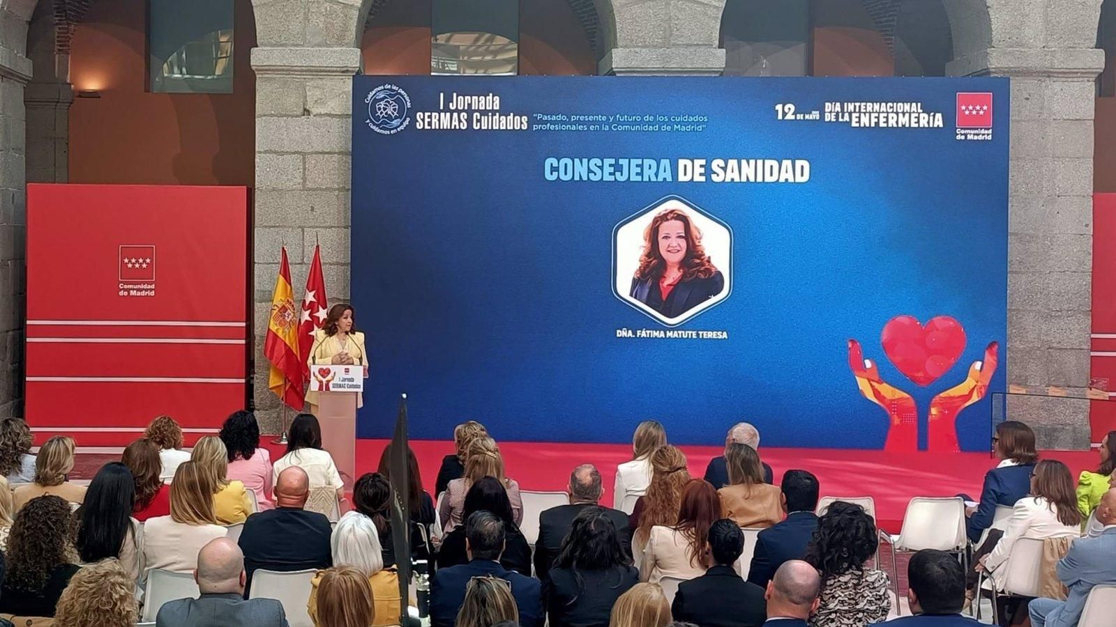 Fátima Matute reafirma el compromiso del Gobierno de Ayuso con la Enfermería madrileña