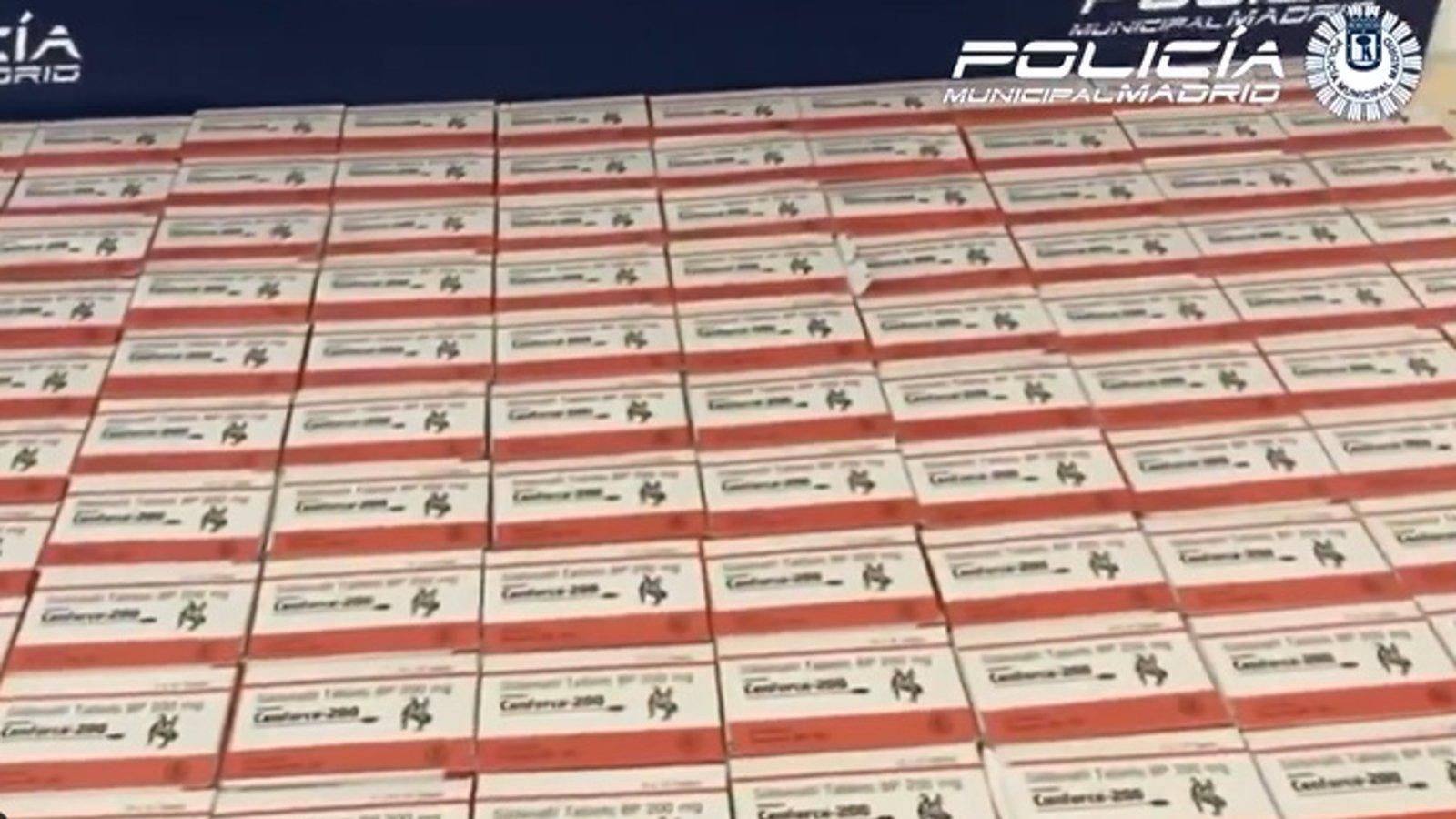 Detenido en Ciudad Lineal un hombre con 10.950 pastillas de potenciadores sexuales destinadas a la venta