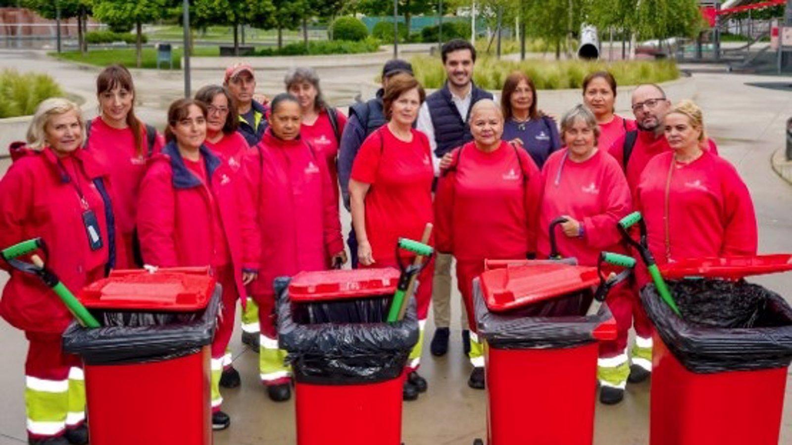 Torrejón activa brigadas para eliminar excrementos caninos y establece multas de 300 euros