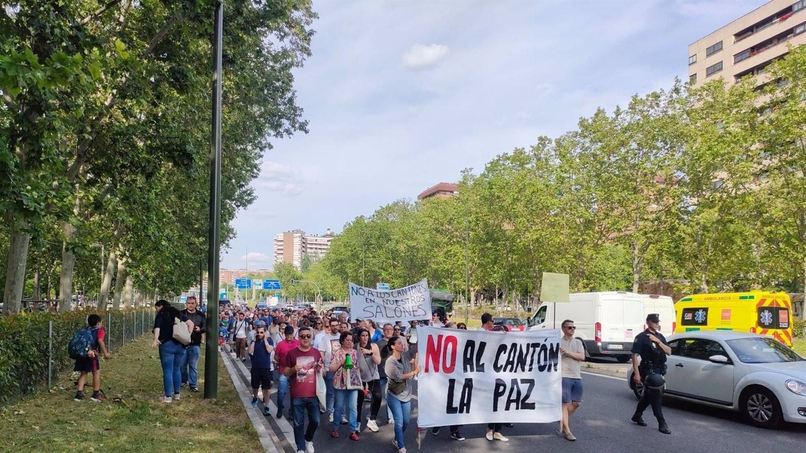 Vecinos de La Paz protestan por el nuevo cantón de limpieza en una parcela destinada a zona verde