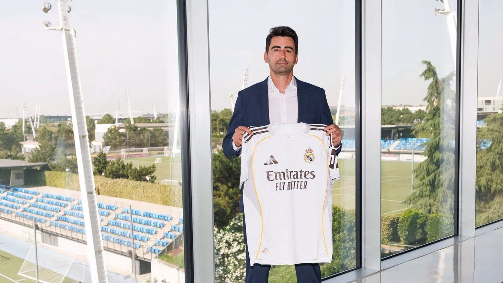 Pau Quesada dirigirá al Real Madrid Femenino hasta 2027