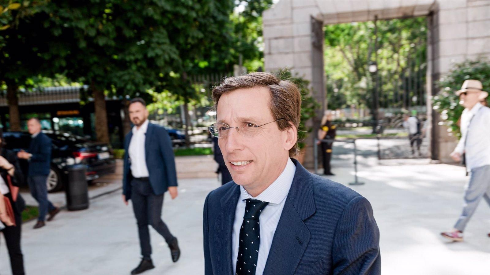 Almeida asegura haber cumplido ya con la mitad de su programa electoral y tener el 90% en marcha