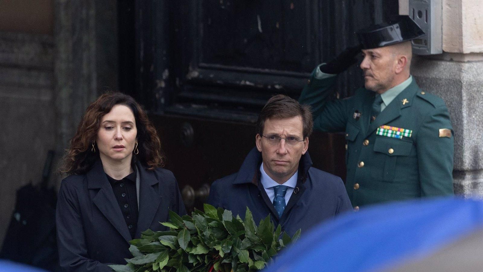 Ayuso y Almeida lamentan la pérdida de Fernando Lázaro, referente del periodismo