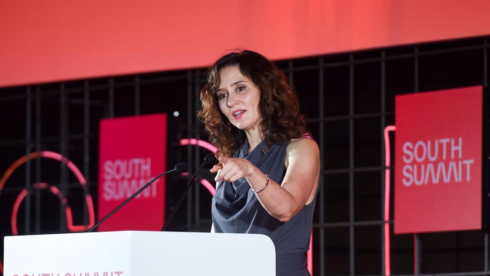 Ayuso anuncia ayudas de hasta 150.000 euros para impulsar el crecimiento de las pymes