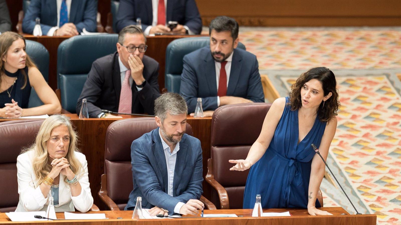 Ayuso denuncia la 