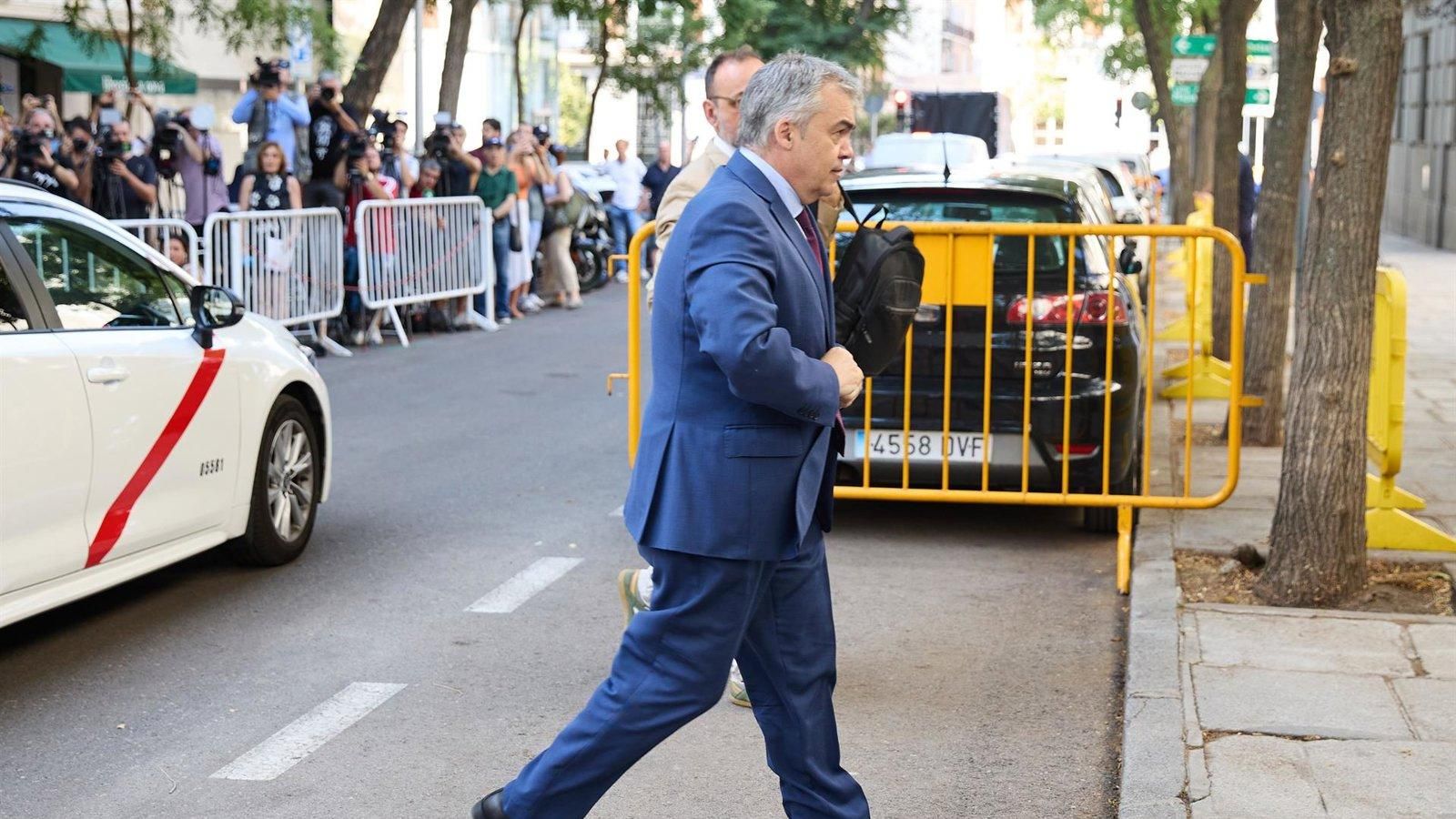 Santos Cerdán, ex número dos del PSOE, ingresará en prisión preventiva en Soto del Real